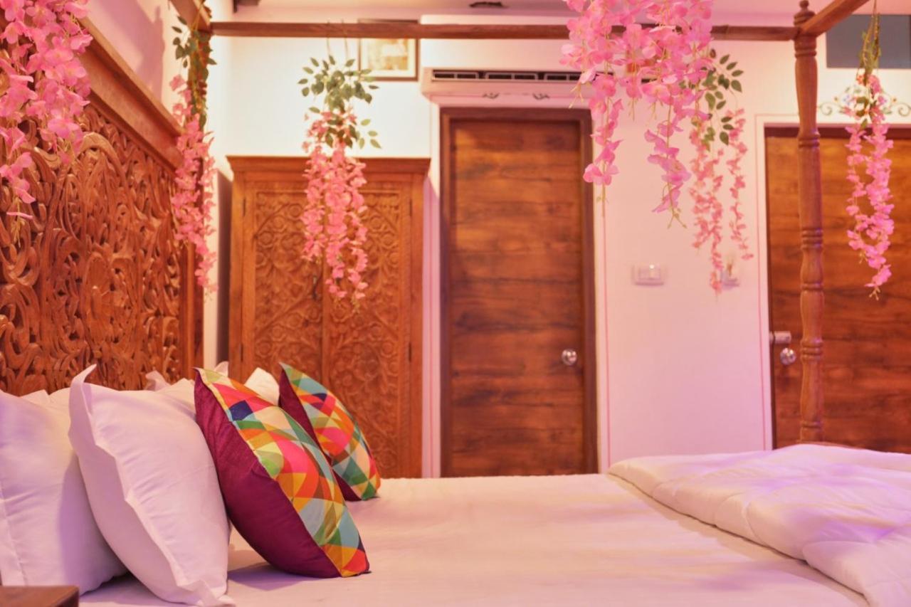 Neev Haweli Hotel Udaipur Luaran gambar