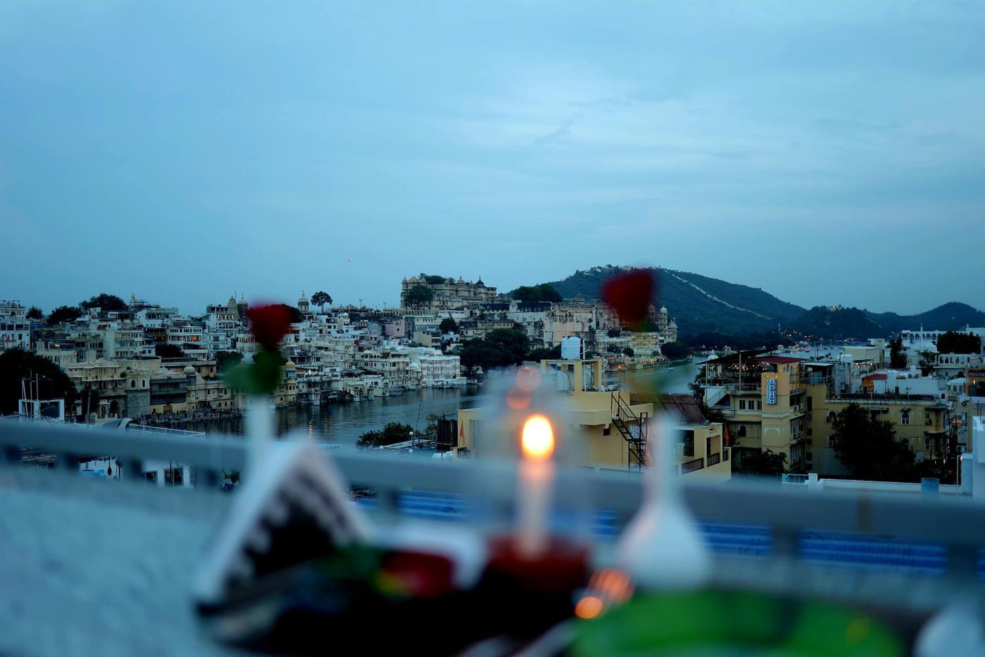 Neev Haweli Hotel Udaipur Luaran gambar